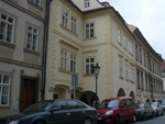 Opravy, rekonstrukce a nátěry fasád